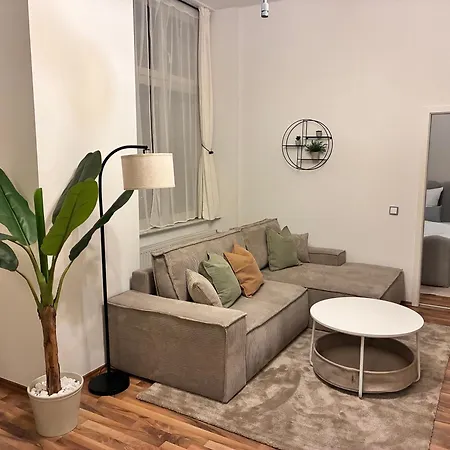 Rr - Modern Living - 1 - 84 Qm - Kitchen - Parking 公寓