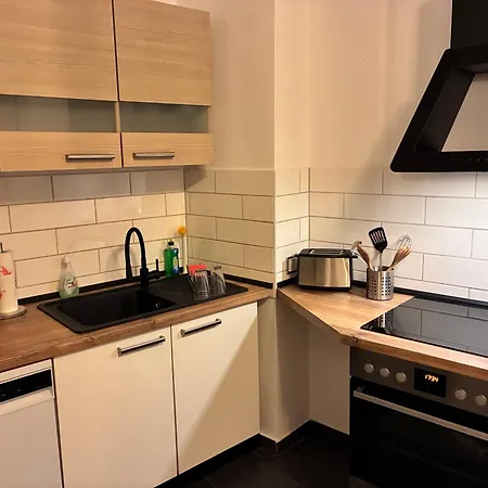 Rr - Modern Living - 1 - 84 Qm - Kitchen - Parking *